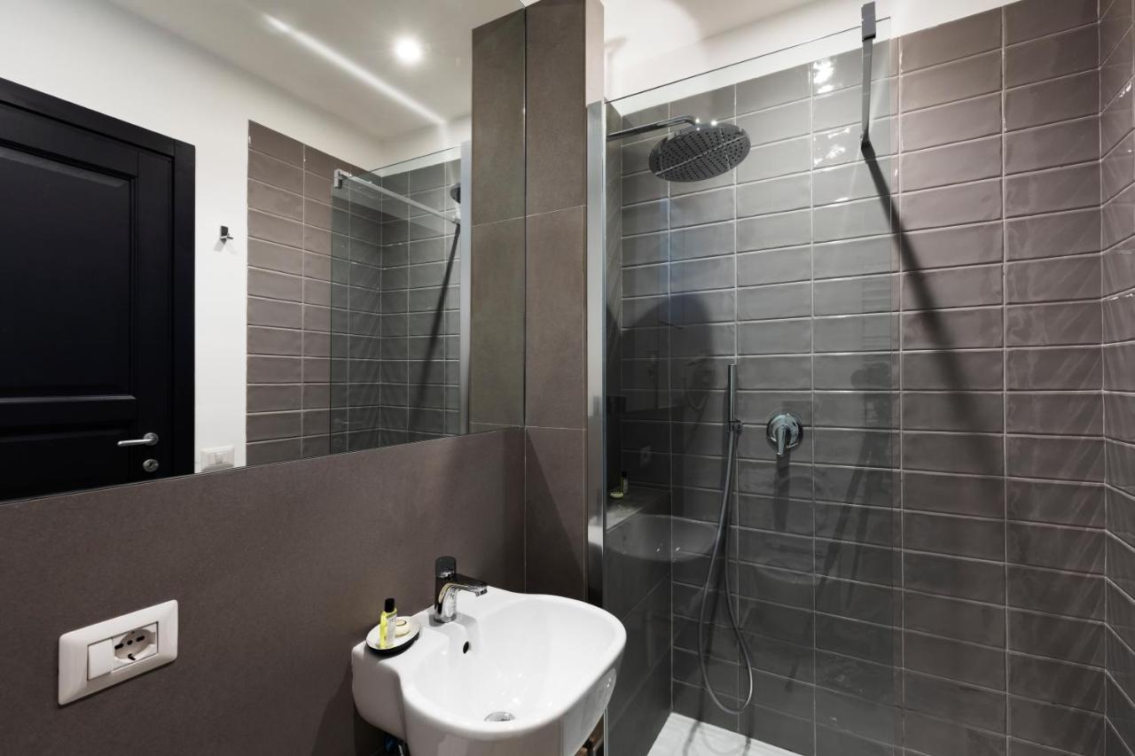 Acate81 Lifestyle Apartment Napoli Ngoại thất bức ảnh