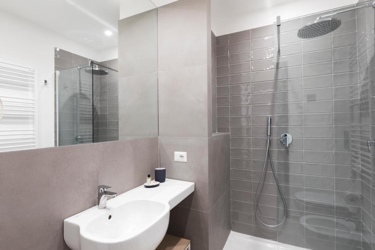 Acate81 Lifestyle Apartment Napoli Ngoại thất bức ảnh