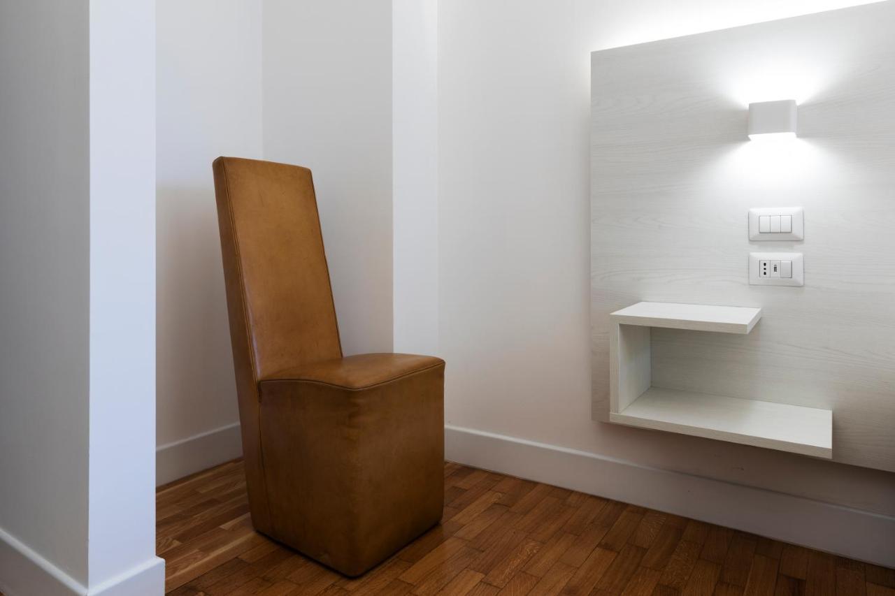 Acate81 Lifestyle Apartment Napoli Ngoại thất bức ảnh